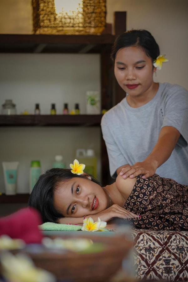 Hotel Marygio Gili 4*