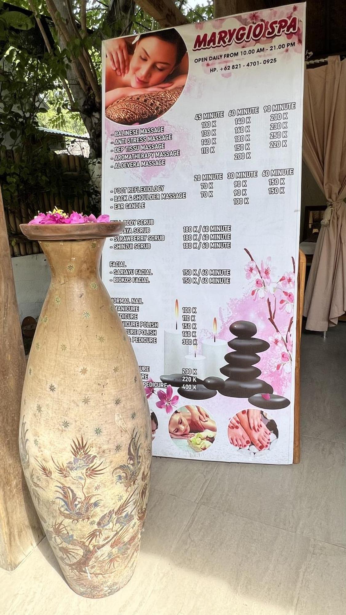 Marygio Gili Hotel 4*
